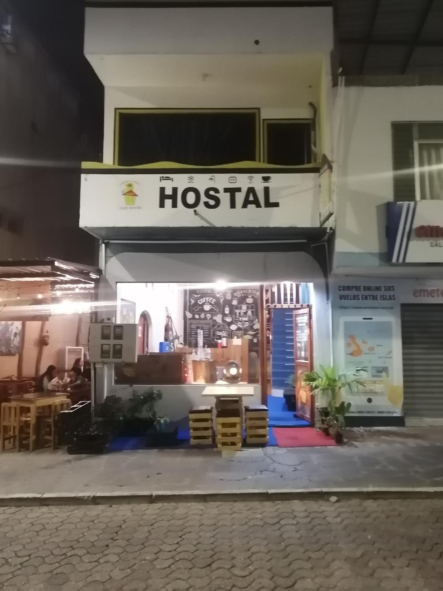 Hostal La Casa De Luis プエルト・バケリソ・モレノ エクステリア 写真