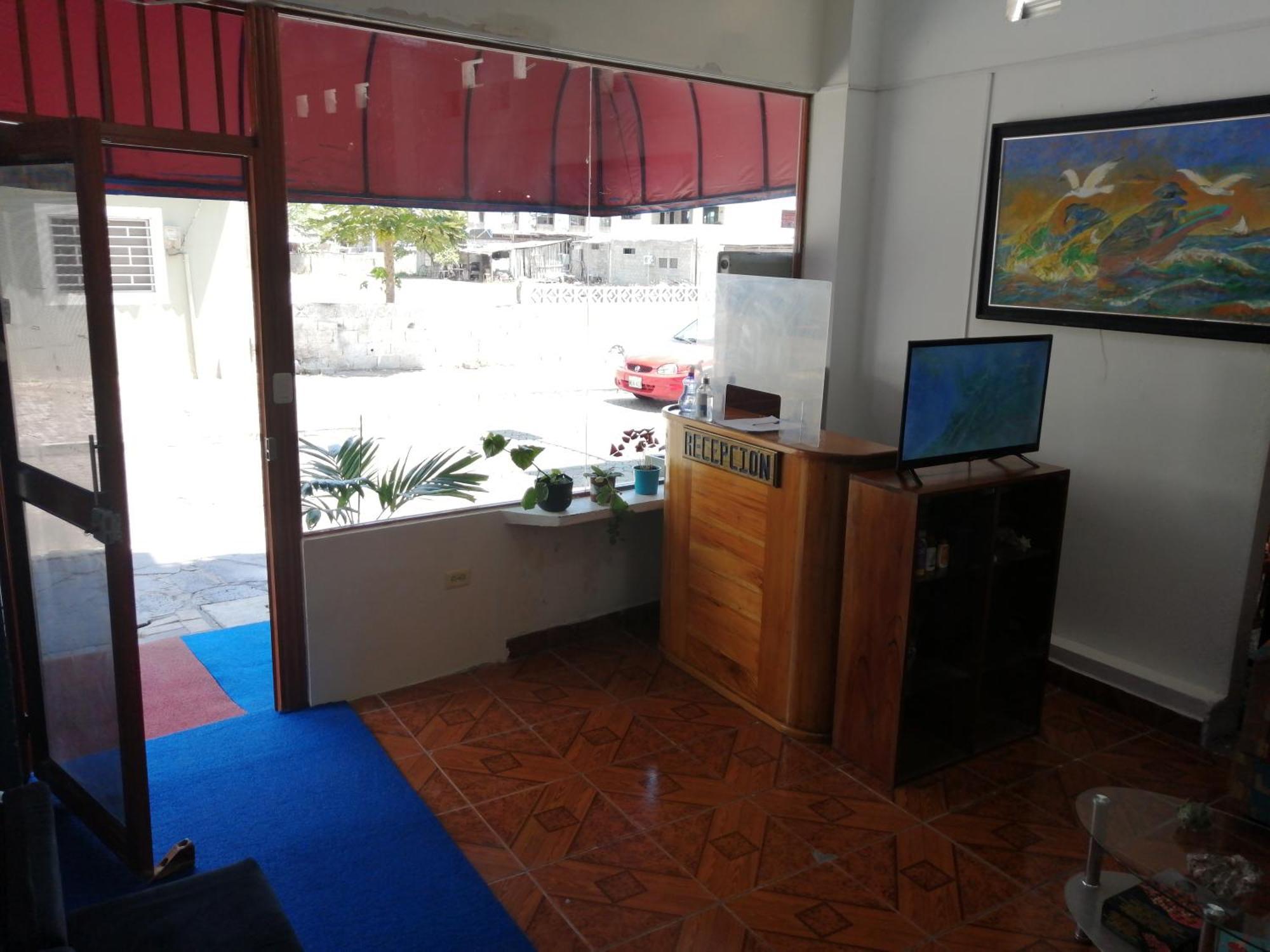 Hostal La Casa De Luis プエルト・バケリソ・モレノ エクステリア 写真