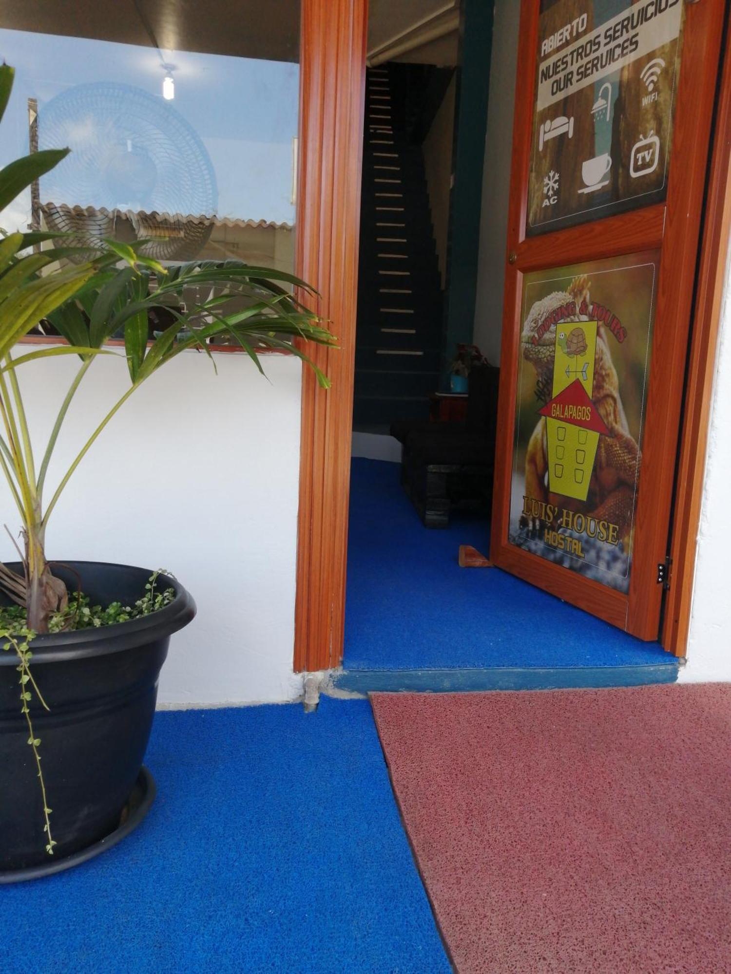 Hostal La Casa De Luis プエルト・バケリソ・モレノ エクステリア 写真