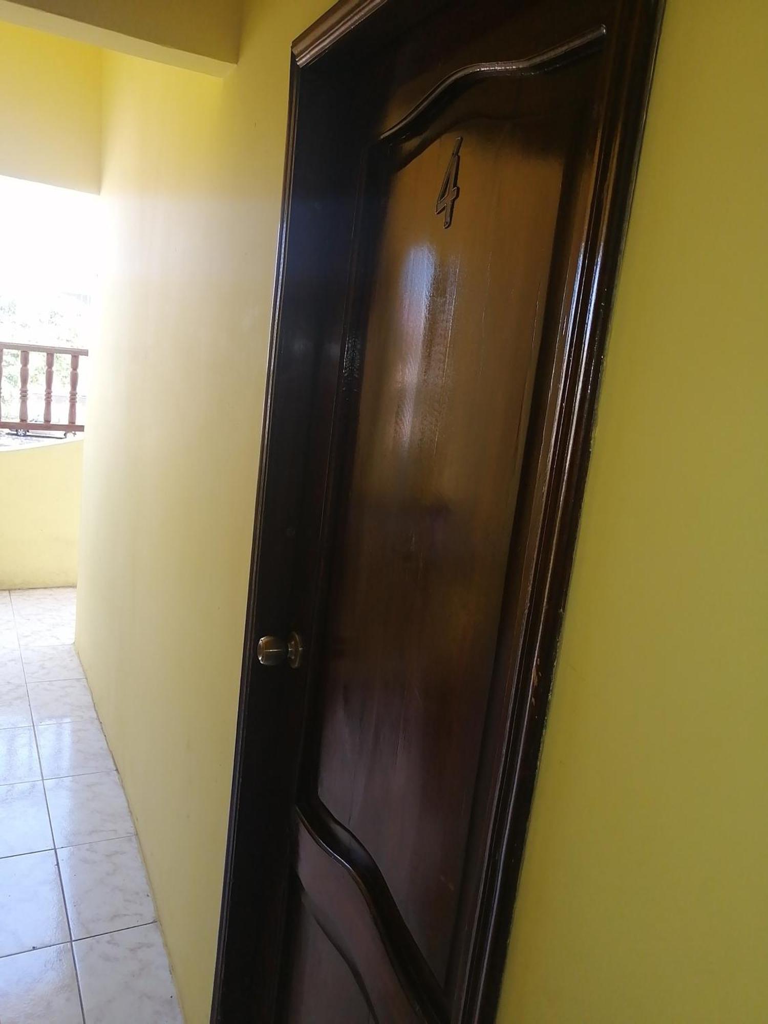 Hostal La Casa De Luis プエルト・バケリソ・モレノ エクステリア 写真