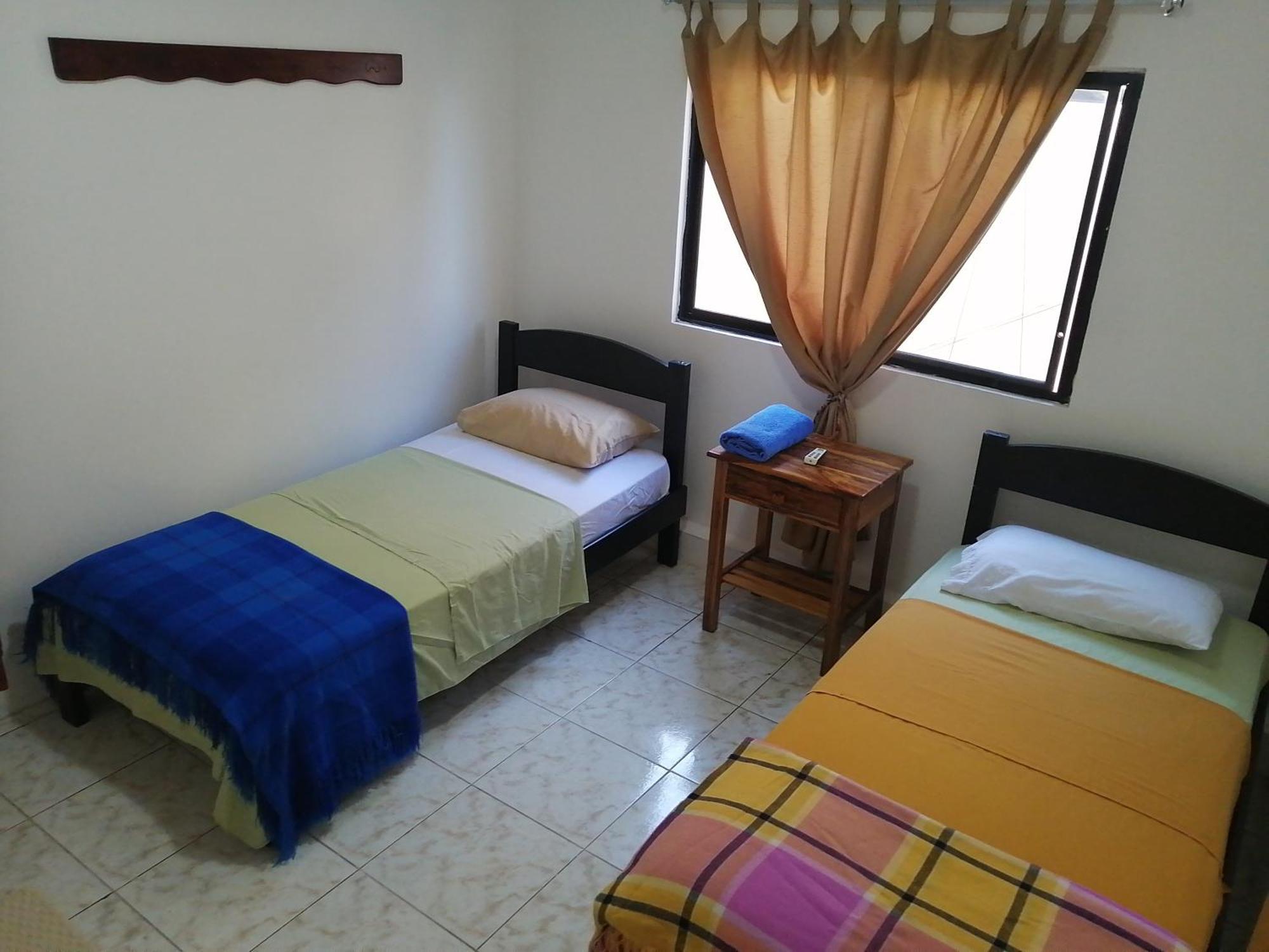 Hostal La Casa De Luis プエルト・バケリソ・モレノ エクステリア 写真